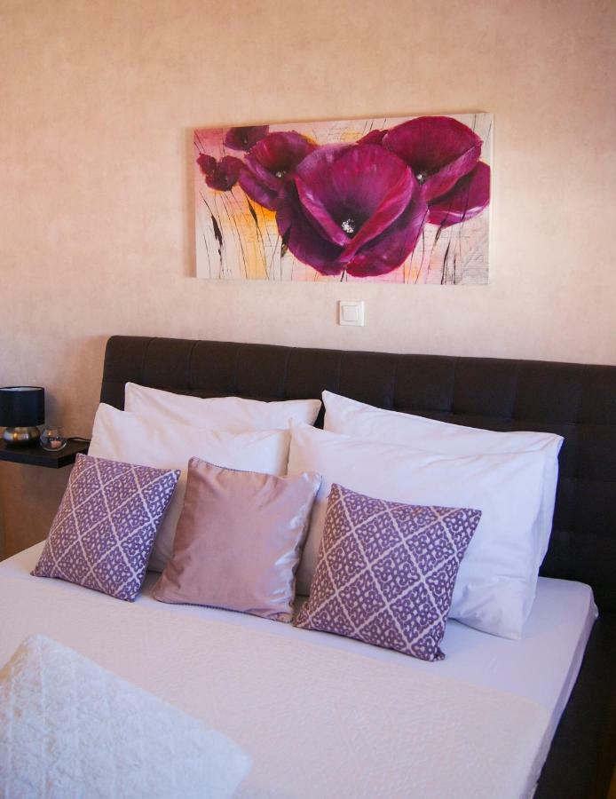 Apartments Tony Biograd Na Moru Exterior photo