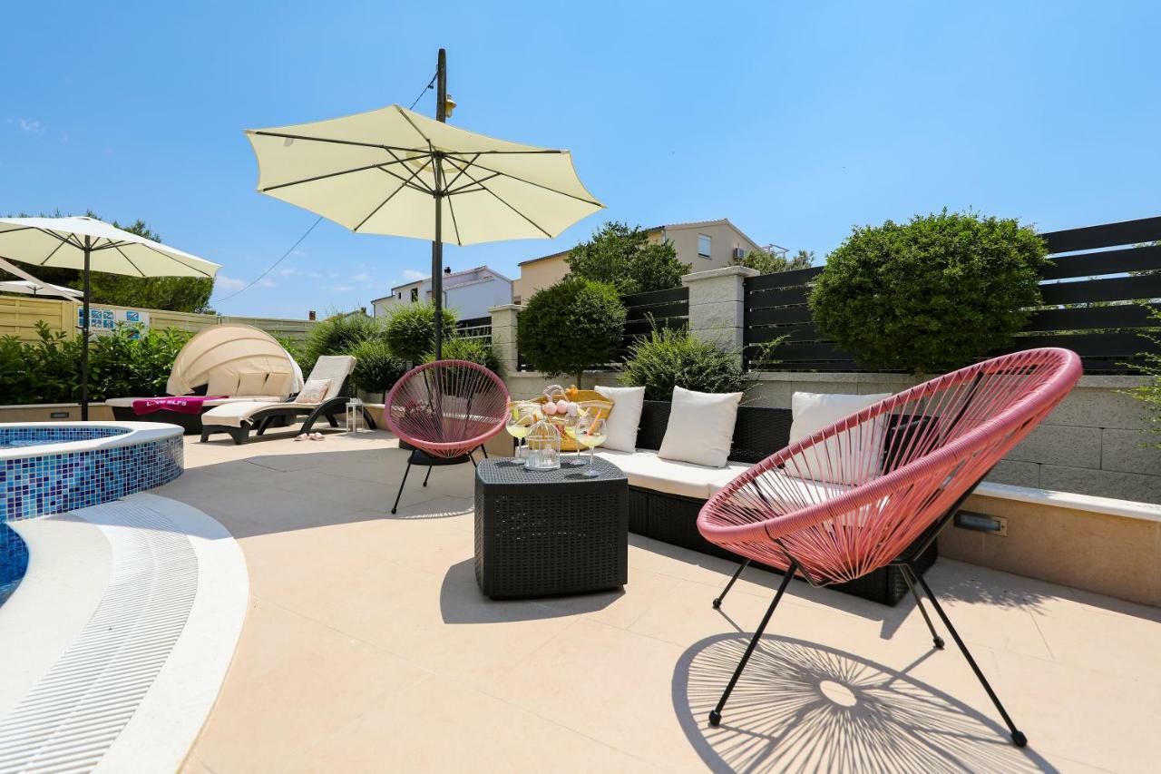 Apartments Tony Biograd Na Moru Exterior photo